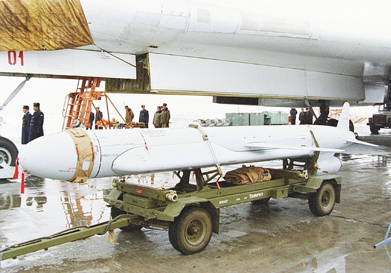 Tuong tan ten lua Kh-55SM Nga se khien My-NATO 